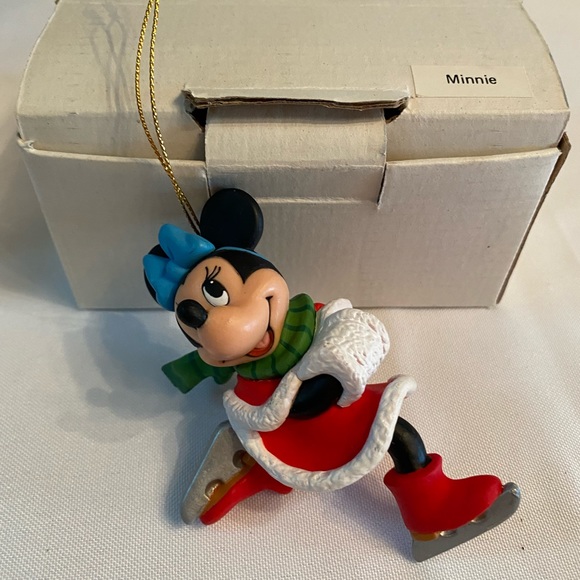 Vintage Walt Disney Christmas Ornament - Minnie Mouse - Picture 4 of 7
